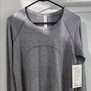 lululemon athletica Gray Long Sleeve Top